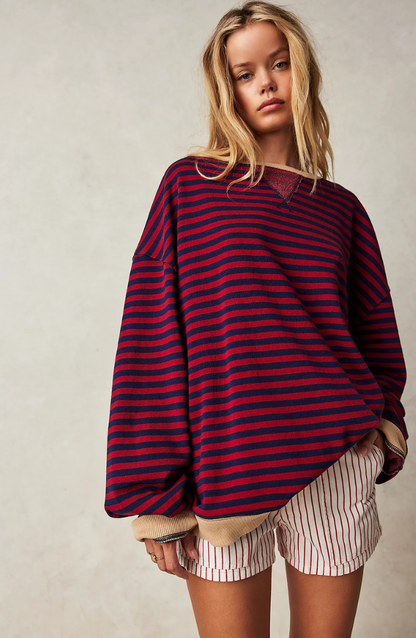 Striped Oversized Knit Jumper for Effortless Everyday Style — Black & Red