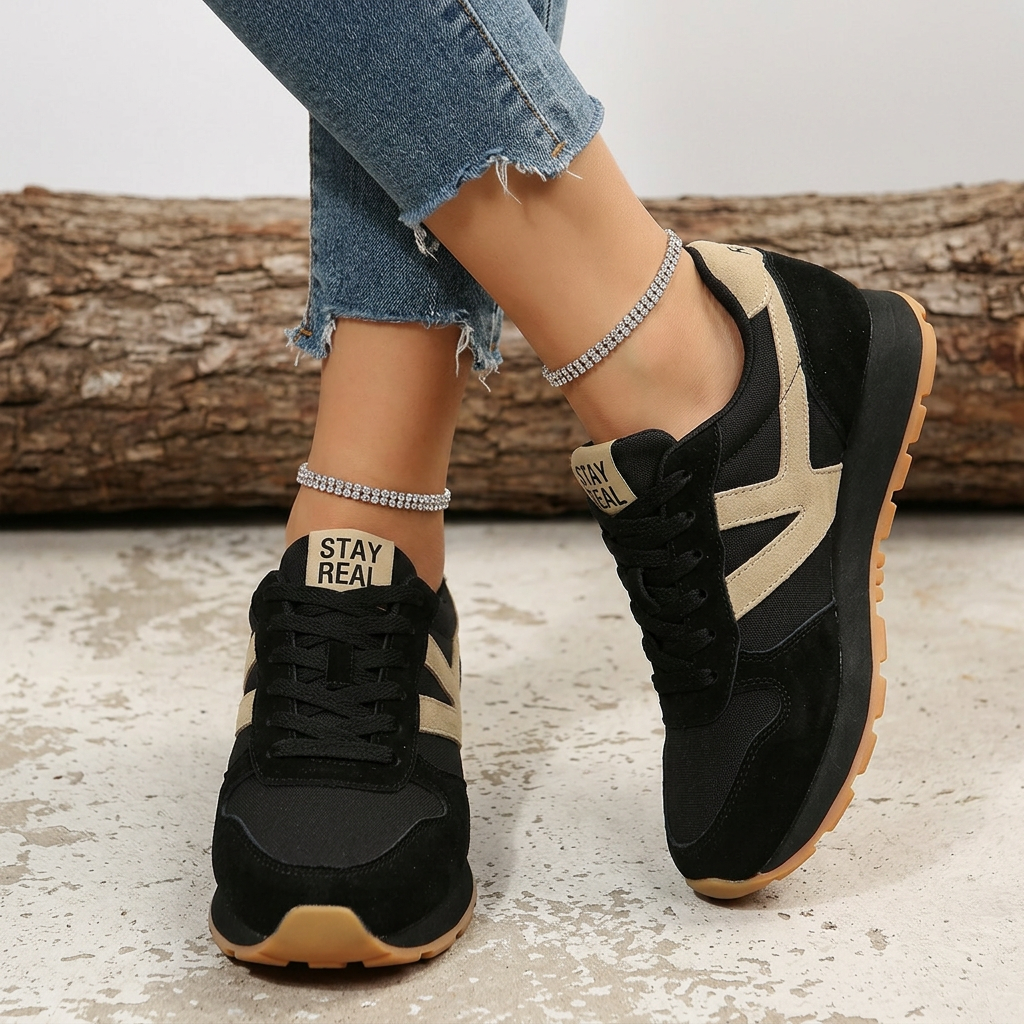 Retro-Inspired Trainers with Cushioned Sole for Daily Wear — Black - Beige