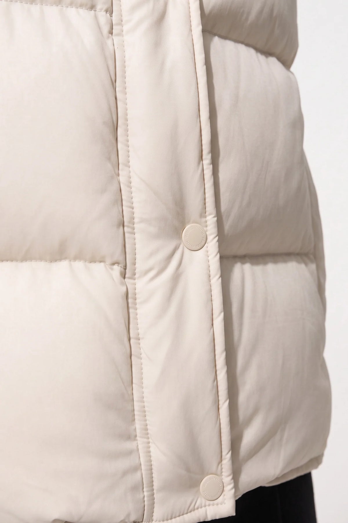 Women's Cropped Hooded Puffer Jacket